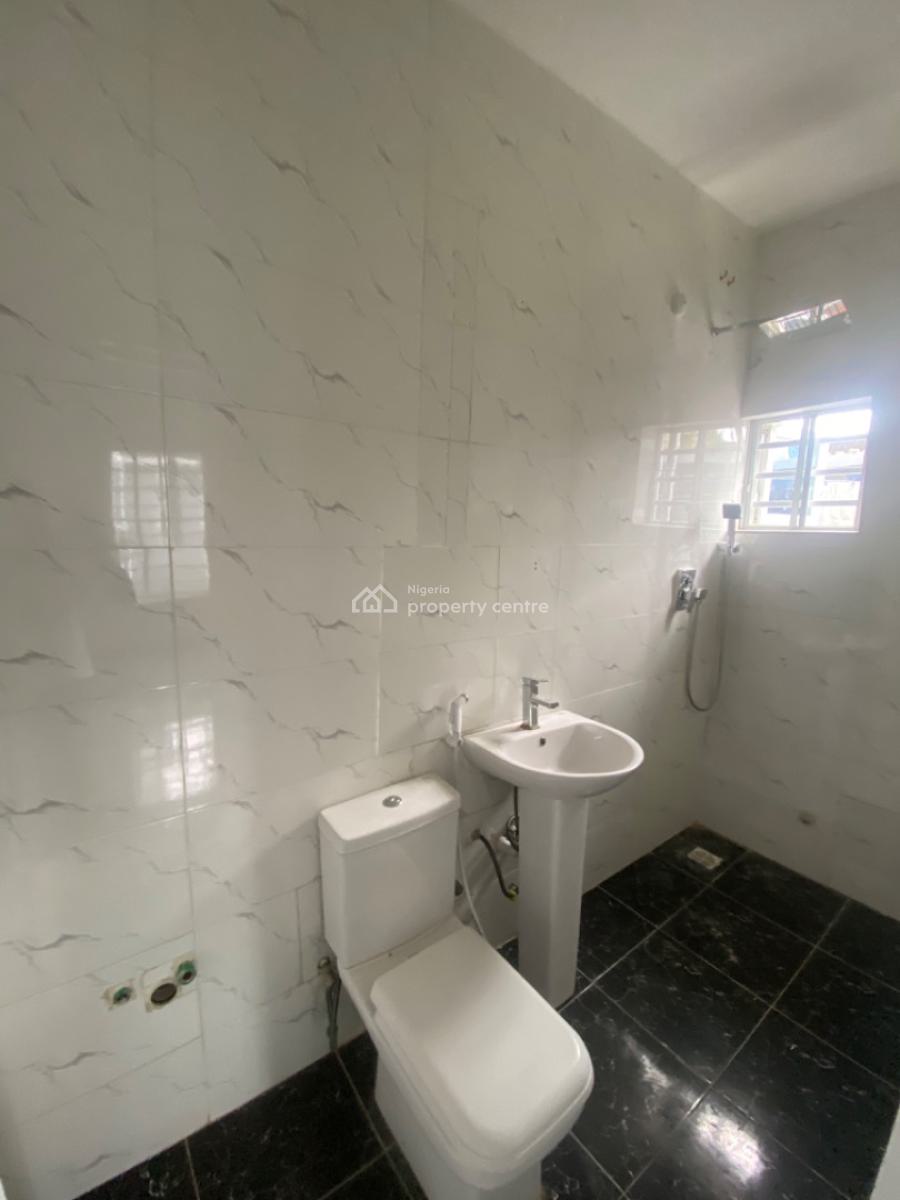 an Executive One Bedroom Flat, Peace Land Estate Estate, Off Abraham Adesanya Estate, Ogombo, Ajah, Lagos, Flat / Apartment for Rent
