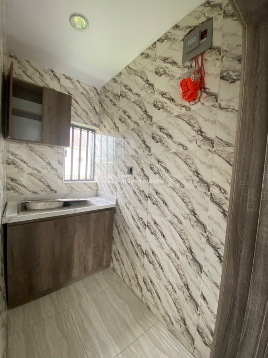 an Executive One Bedroom Flat, Peace Land Estate Estate, Off Abraham Adesanya Estate, Ogombo, Ajah, Lagos, Flat / Apartment for Rent
