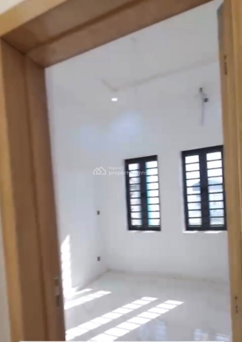 4 Bedroom Terrace Duplex, Ikota, Lekki, Lagos, Semi-detached Duplex for Rent