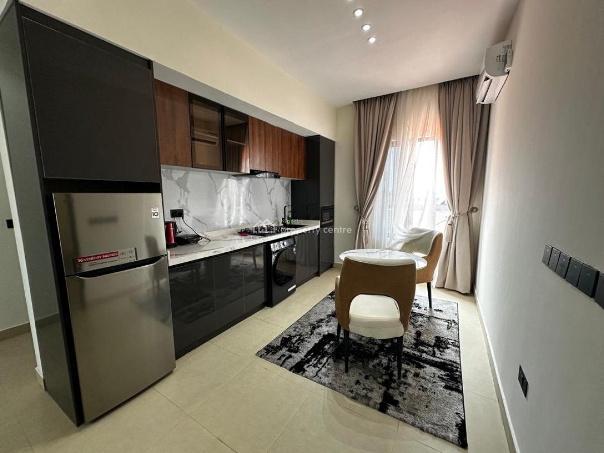 1 Bedroom Newly Built Pent-floor Apartment, 7 Oluwakayode Jacobs Crescent, Lekki Phase 1, Lekki, Lagos, Flat / Apartment Short Let
