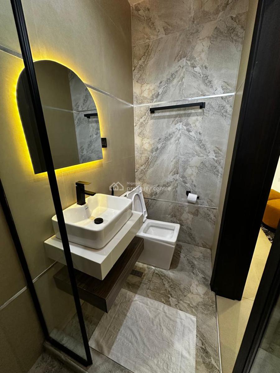 1 Bedroom Newly Built Pent-floor Apartment, 7 Oluwakayode Jacobs Crescent, Lekki Phase 1, Lekki, Lagos, Flat / Apartment Short Let