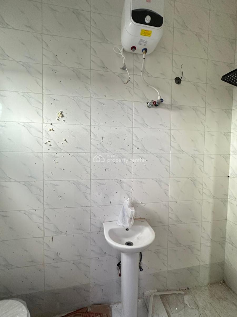Exquisite 2 Bedroom Apartment, Ajah, Lagos, Flat / Apartment for Sale