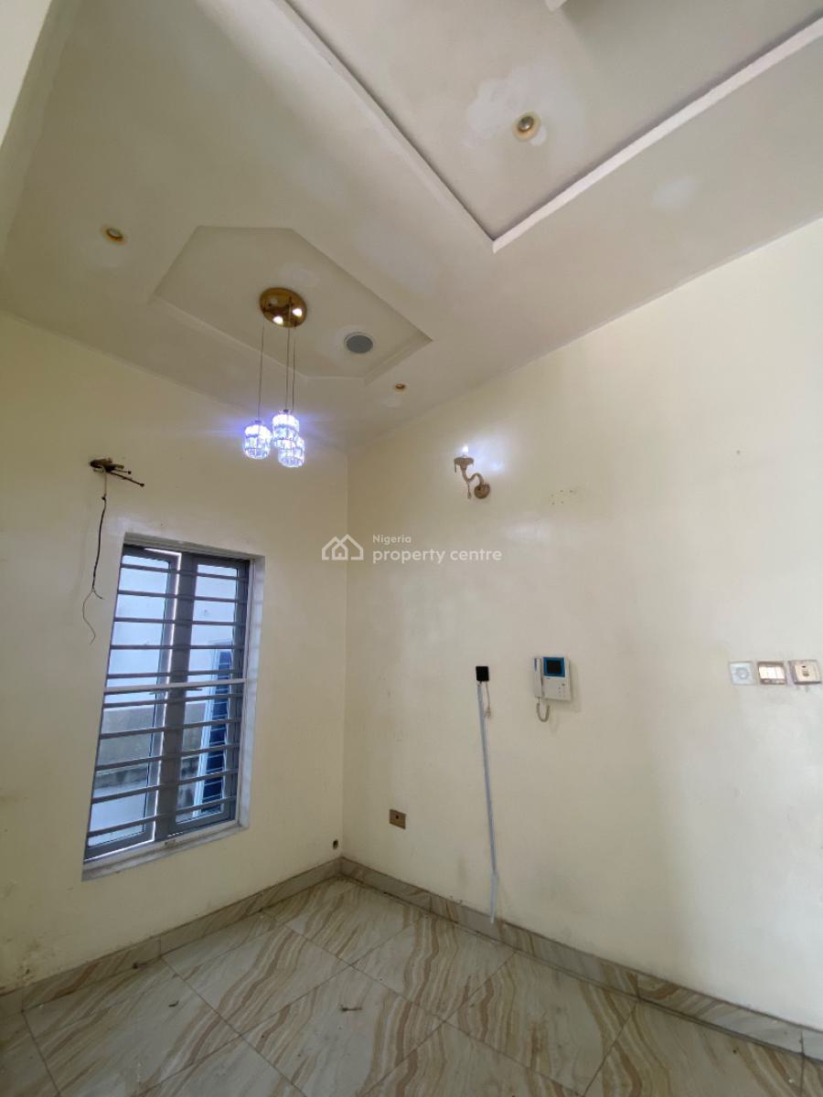 Mini Flat Upstairs with Open Plan Kitchen, Mobolaji Johnson, Lekki Phase 1, Lekki, Lagos, Mini Flat (room and Parlour) for Rent