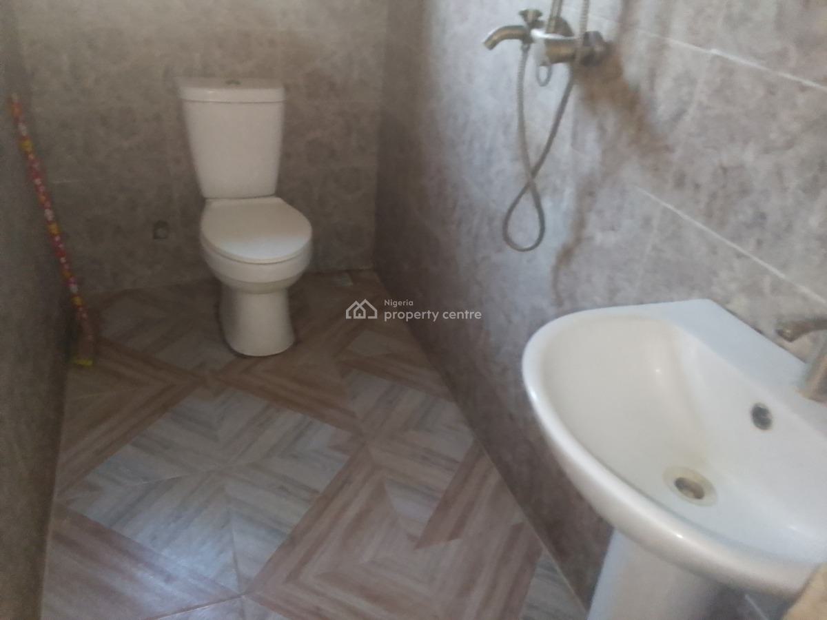 Spacious Luxury 1 Bedroom Flat with Excellent Features, Newtown Estate, Ogombo, Ajah, Lagos, Mini Flat (room and Parlour) for Rent