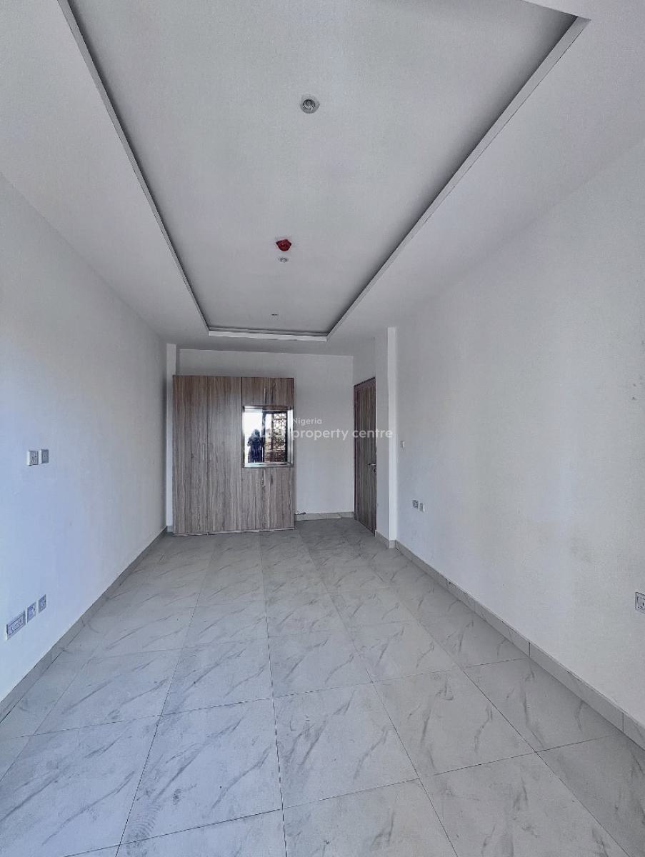 Fully Serviced 3 Bedroom Apartment with Pool,gym and Bq, Lekki Phase 1, Lekki Phase 1, Lekki, Lagos, Block of Flats for Sale