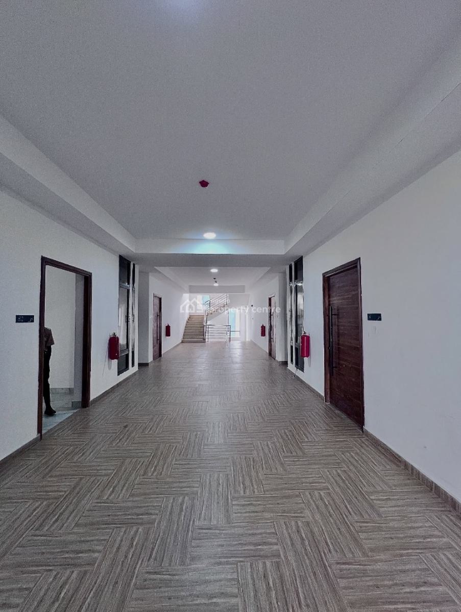 Fully Serviced 3 Bedroom Apartment with Pool,gym and Bq, Lekki Phase 1, Lekki Phase 1, Lekki, Lagos, Block of Flats for Sale