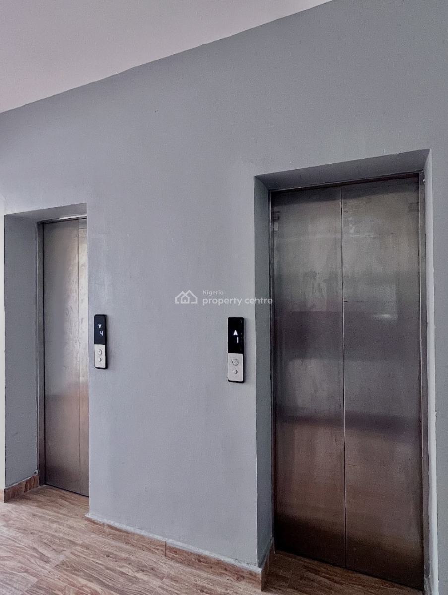 Fully Serviced 3 Bedroom Apartment with Pool,gym and Bq, Lekki Phase 1, Lekki Phase 1, Lekki, Lagos, Block of Flats for Sale