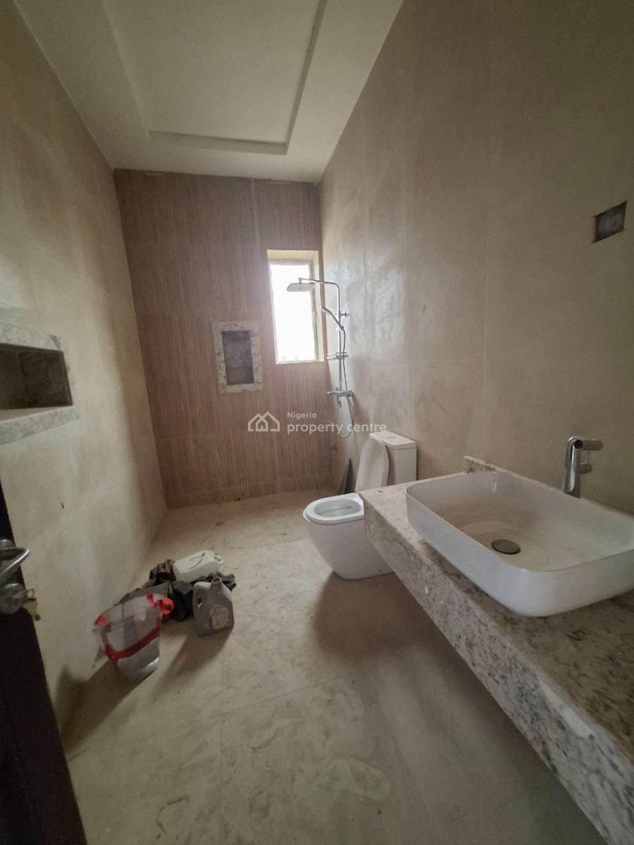 Standard  and Luxury 3 Bedroom Apartment with Bq, Guzape District, Abuja, Flat / Apartment for Rent