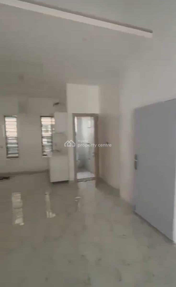 Spacious Studio Apartment with Personal Kitchen, Emcel Garden Estate Orchid Road, Lekki, Lagos, Self Contain (single Rooms) for Rent