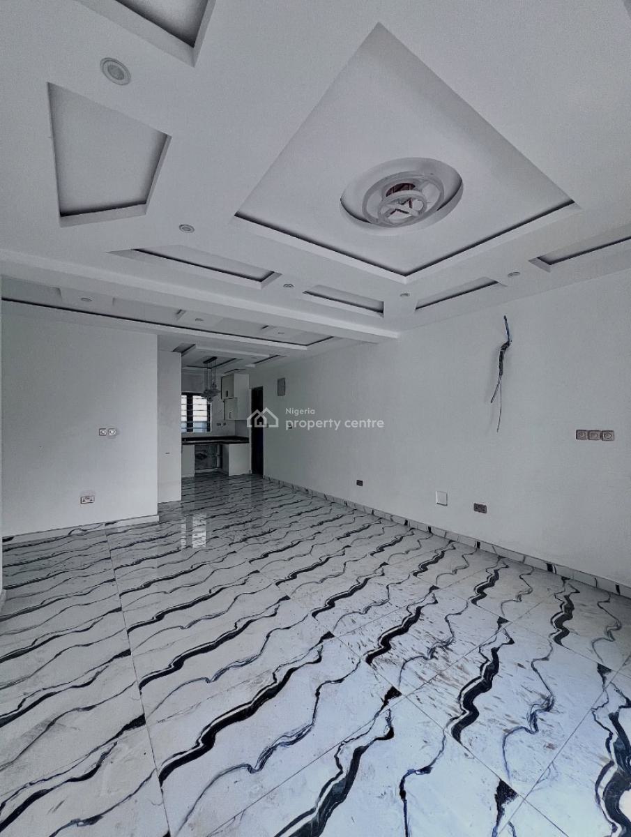 Fully Serviced 2 Bedroom Apartment with Elevator, Lekki Phase 1, Lekki, Lagos, Block of Flats for Sale