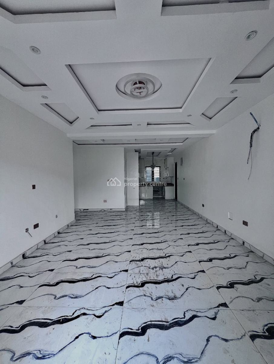 Fully Serviced 2 Bedroom Apartment with Elevator, Lekki Phase 1, Lekki, Lagos, Block of Flats for Sale