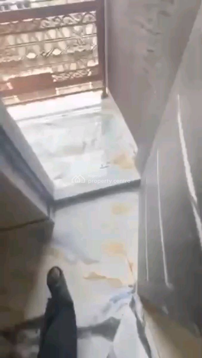 Newly Built Units of  2 Bedroom Upstairs and Downstairs, Ojuelegba, Surulere, Lagos, Flat / Apartment for Rent