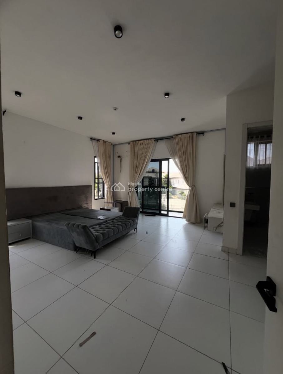 4 Bedroom Maisonette, Lekki Phase 1, Lekki, Lagos, Terraced Duplex for Rent