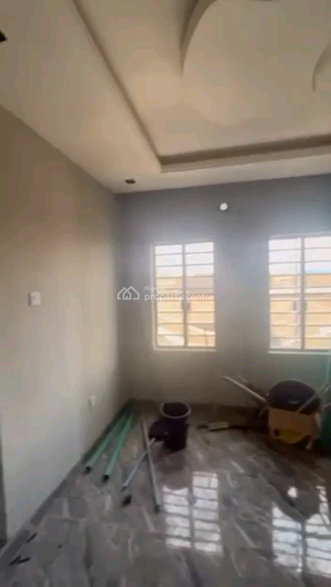 Newly Built Units of 3bedroom  Upstairs and Downstairs, Ojuelegba, Surulere, Lagos, Flat / Apartment for Rent