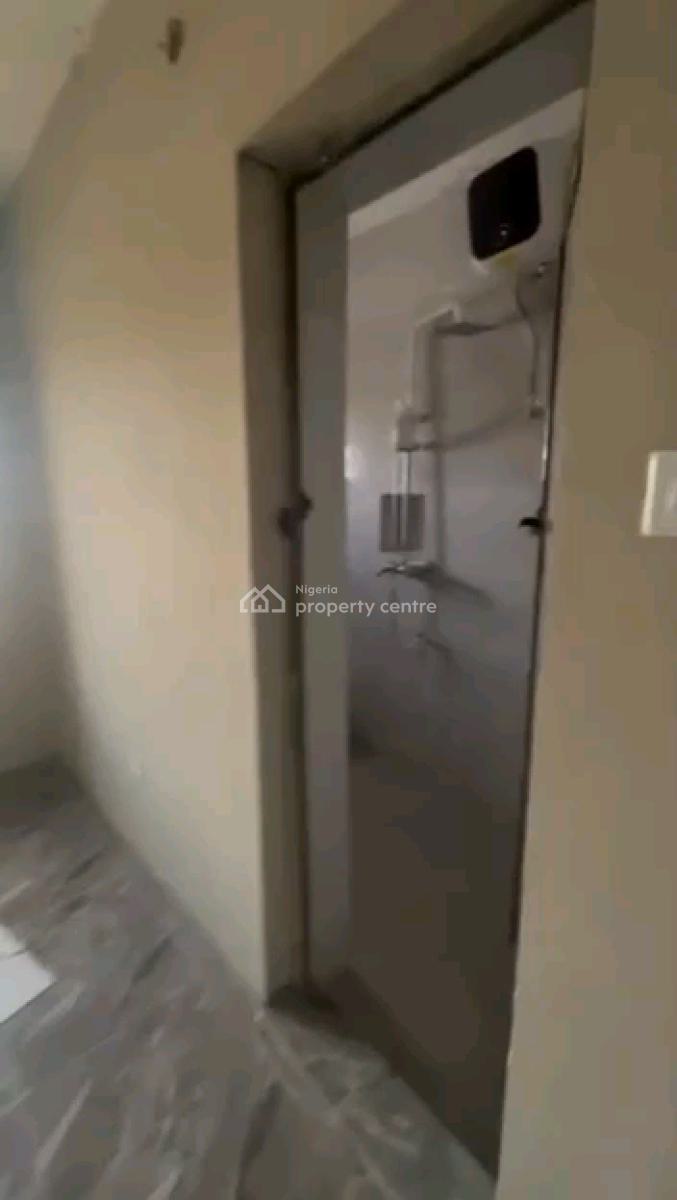 Newly Built Units of 3bedroom  Upstairs and Downstairs, Ojuelegba, Surulere, Lagos, Flat / Apartment for Rent