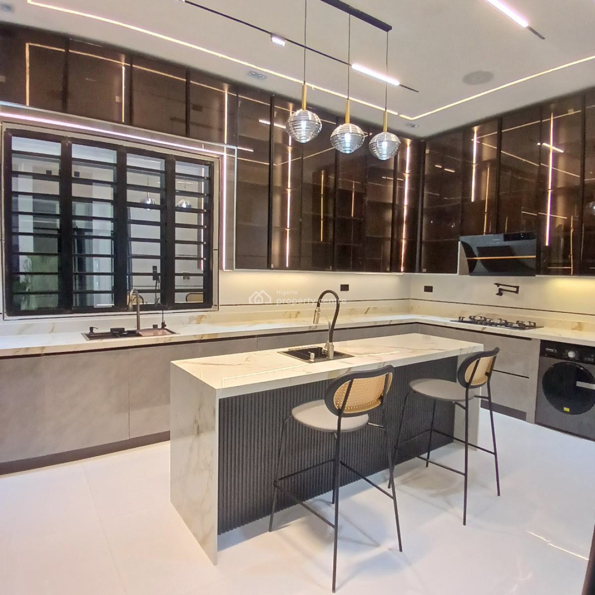 Exquisitely Built 5 Bedroom Mansion with Swimming Pool, Chevron Toll Gate, Lekki Conservation, Lekki, Lagos, Detached Duplex for Sale