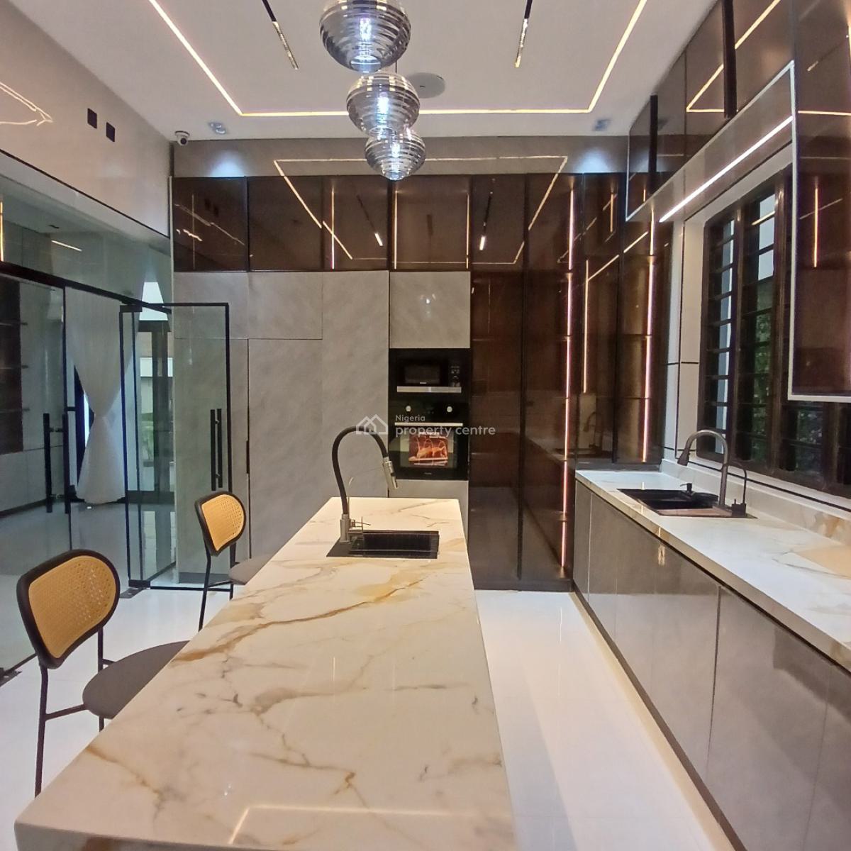 Exquisitely Built 5 Bedroom Mansion with Swimming Pool, Chevron Toll Gate, Lekki Conservation, Lekki, Lagos, Detached Duplex for Sale