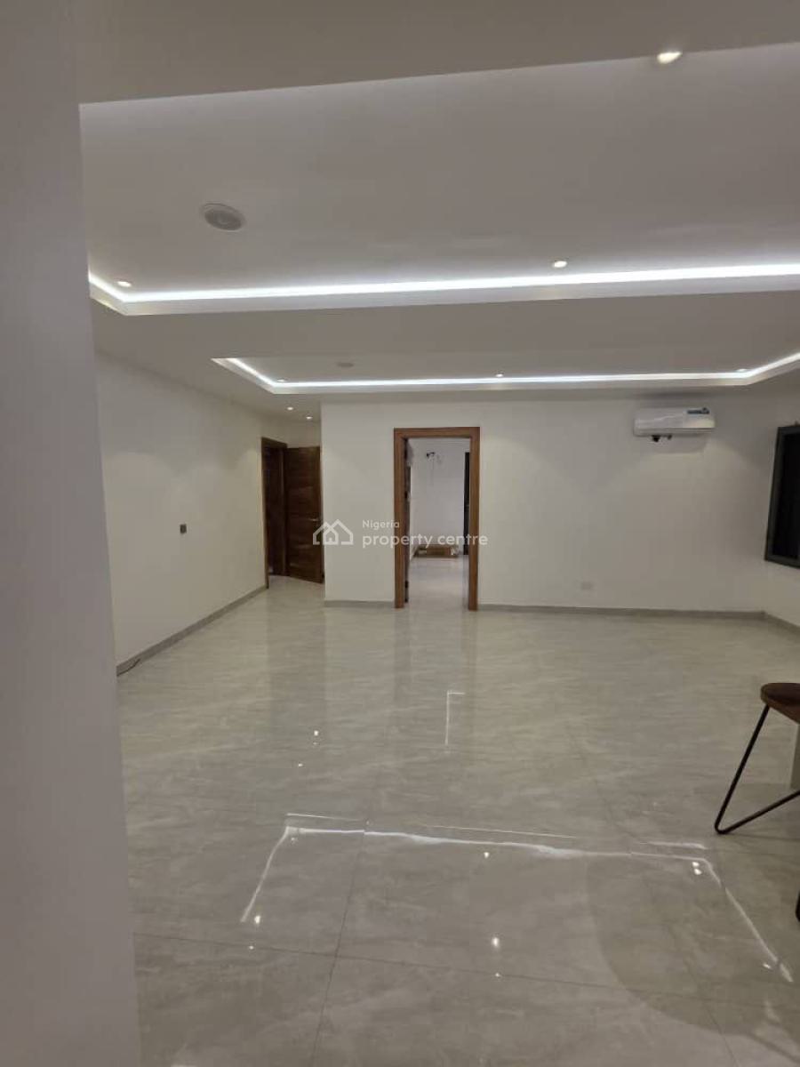 Newly Built Beautiful 2 Bedroom Apartment, Mobil Road, Ajah, Lagos, Flat / Apartment for Rent