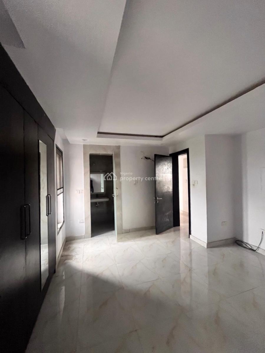 Newly Built Beautiful 2 Bedrooms Apartment, Mobil Road, Ajah, Lagos, Flat / Apartment for Rent