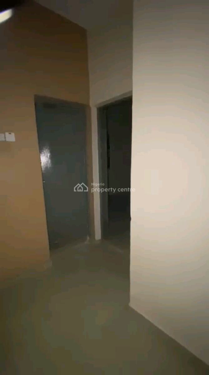 Newly Renovated Spacious 3bedroom Bungalow All Room En-suite, Alapere Estate Opp. Police Station By The Express, Alapere, Ketu, Lagos, Detached Bungalow for Rent