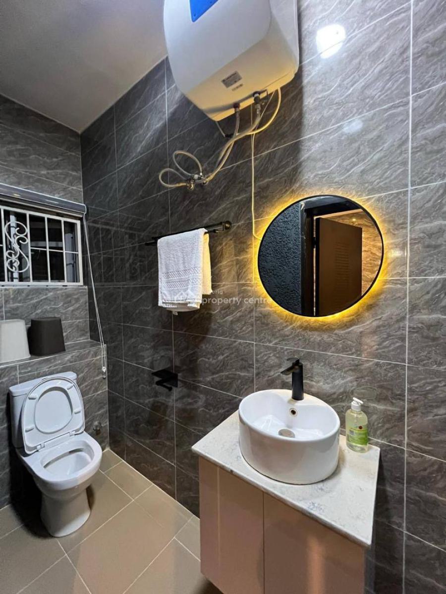 3 Bedroom Serviced Apartment, Lekki Phase 1, Lekki, Lagos, Flat / Apartment Short Let