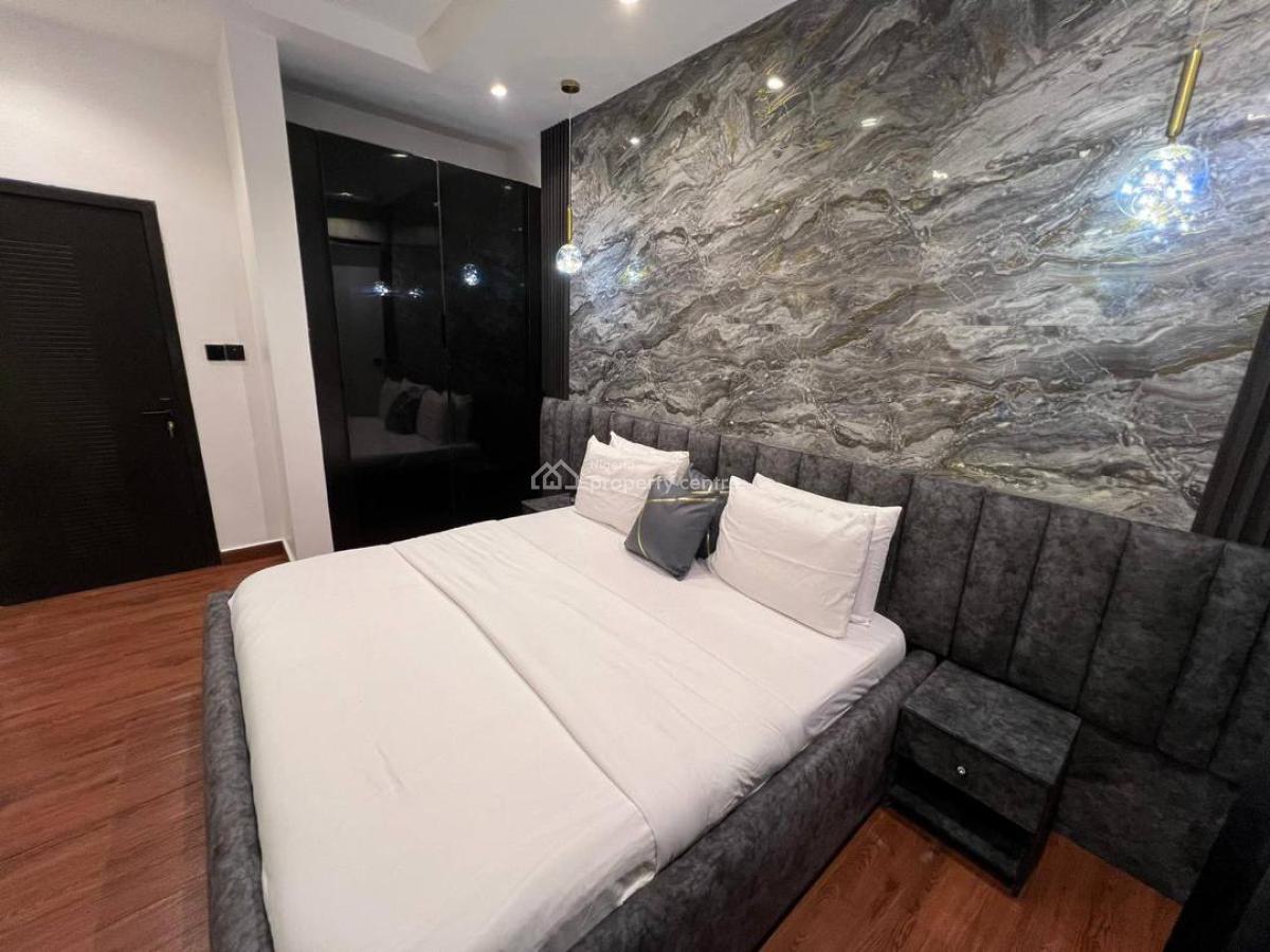 3 Bedroom Serviced Apartment, Lekki Phase 1, Lekki, Lagos, Flat / Apartment Short Let