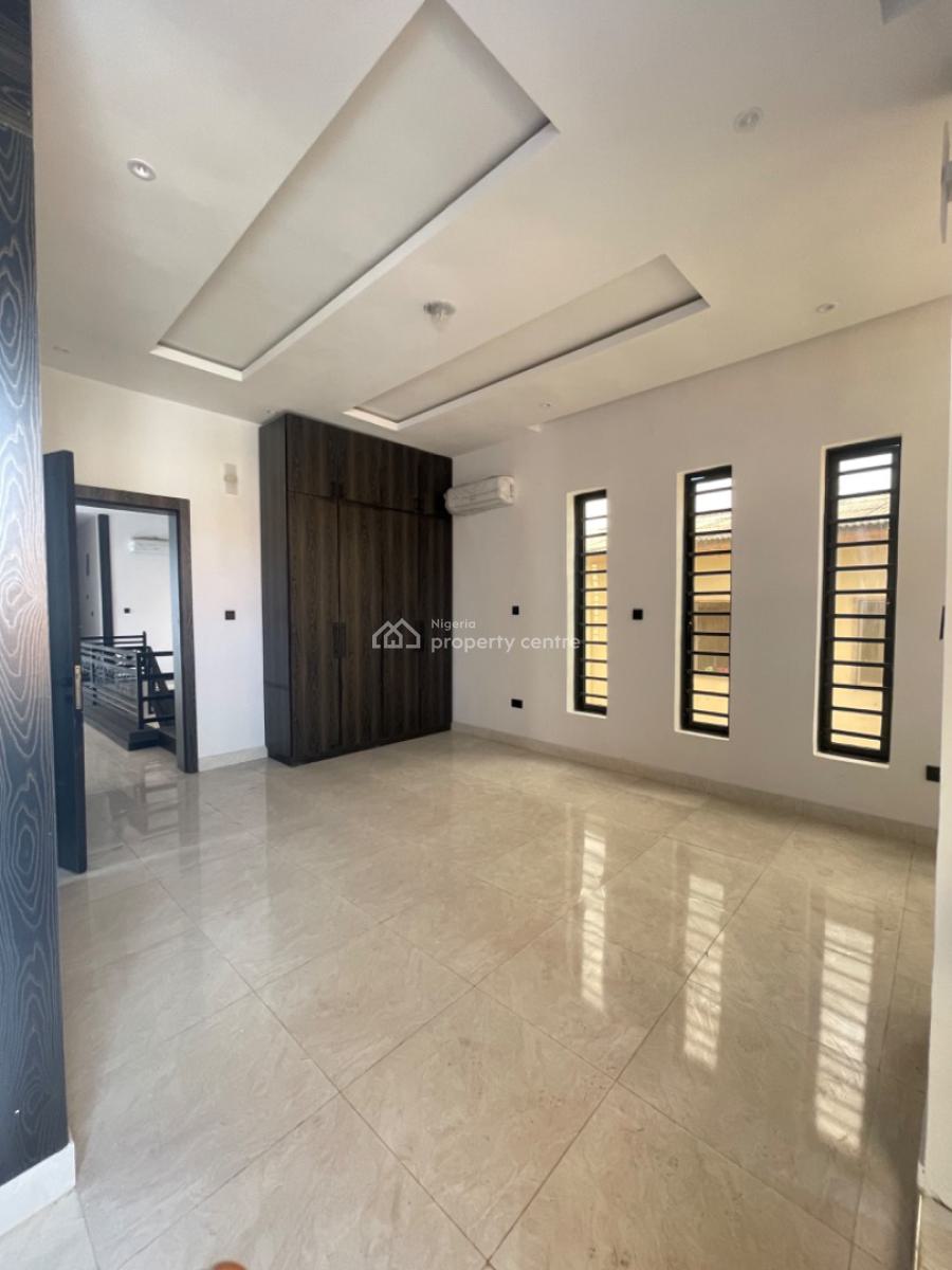 6 Bedroom Fully Detached House with a Pool, Gra Phase 2, Magodo, Lagos, Detached Duplex for Sale