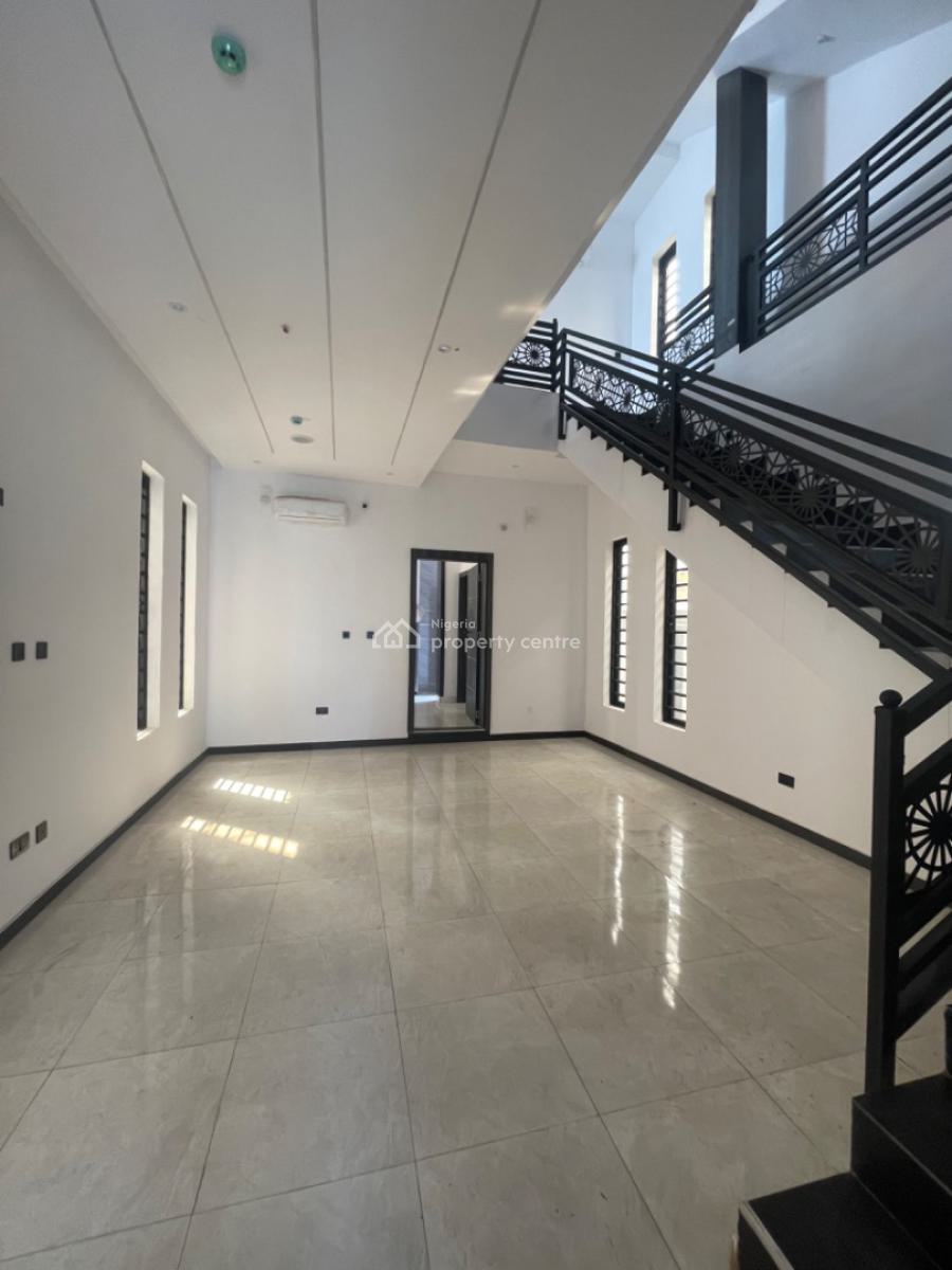 6 Bedroom Fully Detached House with a Pool, Gra Phase 2, Magodo, Lagos, Detached Duplex for Sale