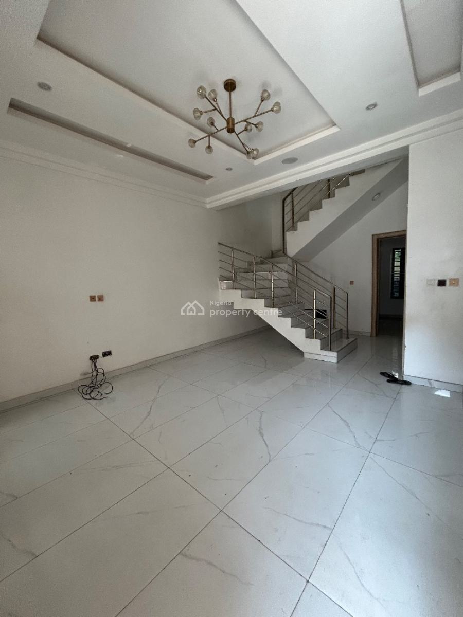 a Well Maintained and Spacious 4 Bedroom Semi-detached Duplex, Chevron Drive, Lekki, Lagos, Semi-detached Duplex for Rent