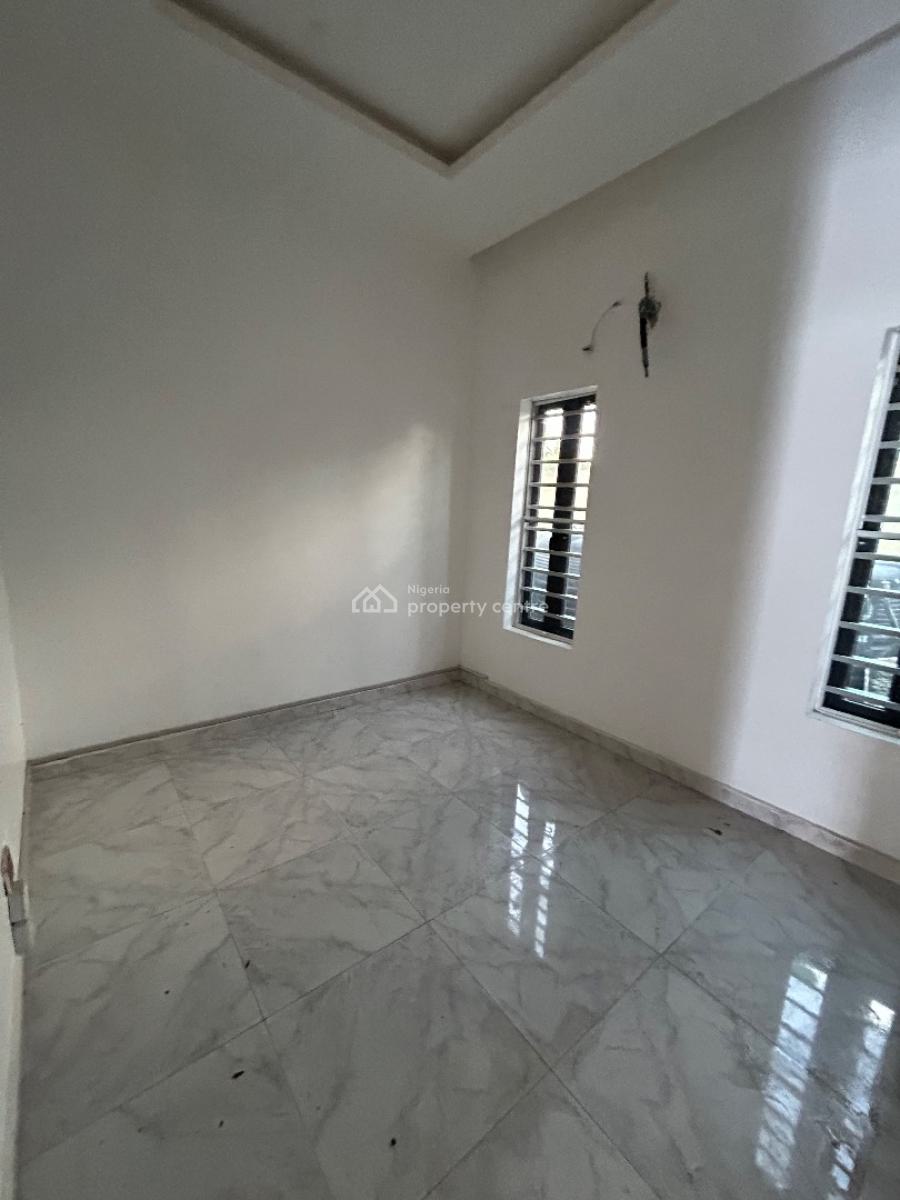 a Well Maintained and Spacious 4 Bedroom Semi-detached Duplex, Chevron Drive, Lekki, Lagos, Semi-detached Duplex for Rent