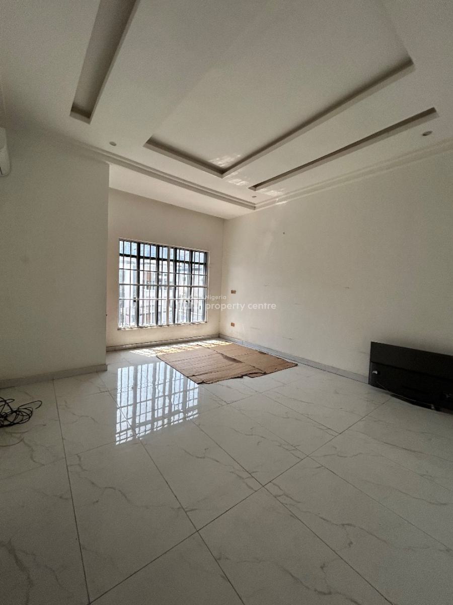 a Well Maintained and Spacious 4 Bedroom Semi-detached Duplex, Chevron Drive, Lekki, Lagos, Semi-detached Duplex for Rent