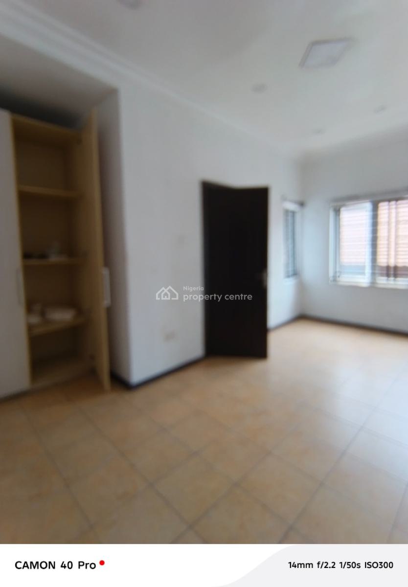 a Room Self Contain, Chevy View Estate, Lekki, Lagos, Self Contain (single Rooms) for Rent