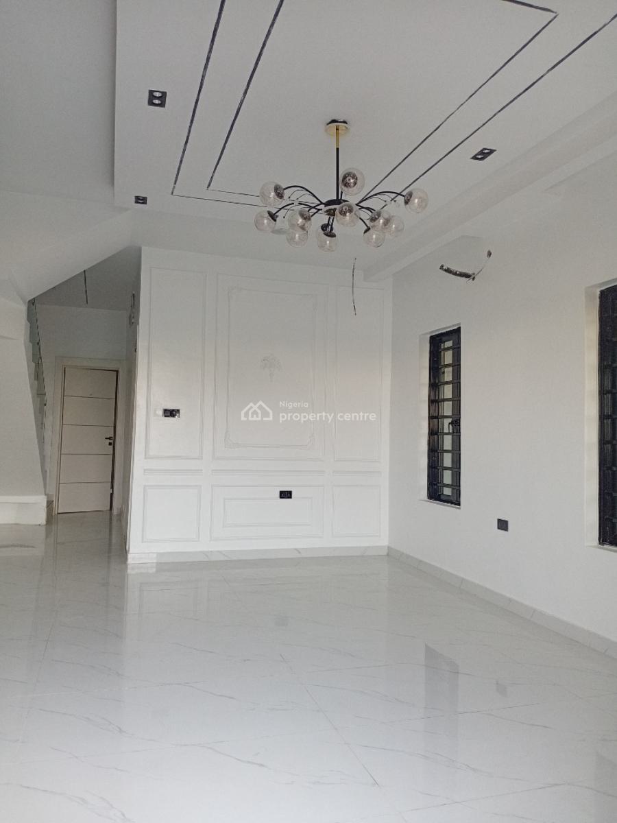 Kings Abode in a 4-bedroom + Bq Semi-detached Duplex, Orchid Road, Lekki, Lagos, Semi-detached Duplex for Sale