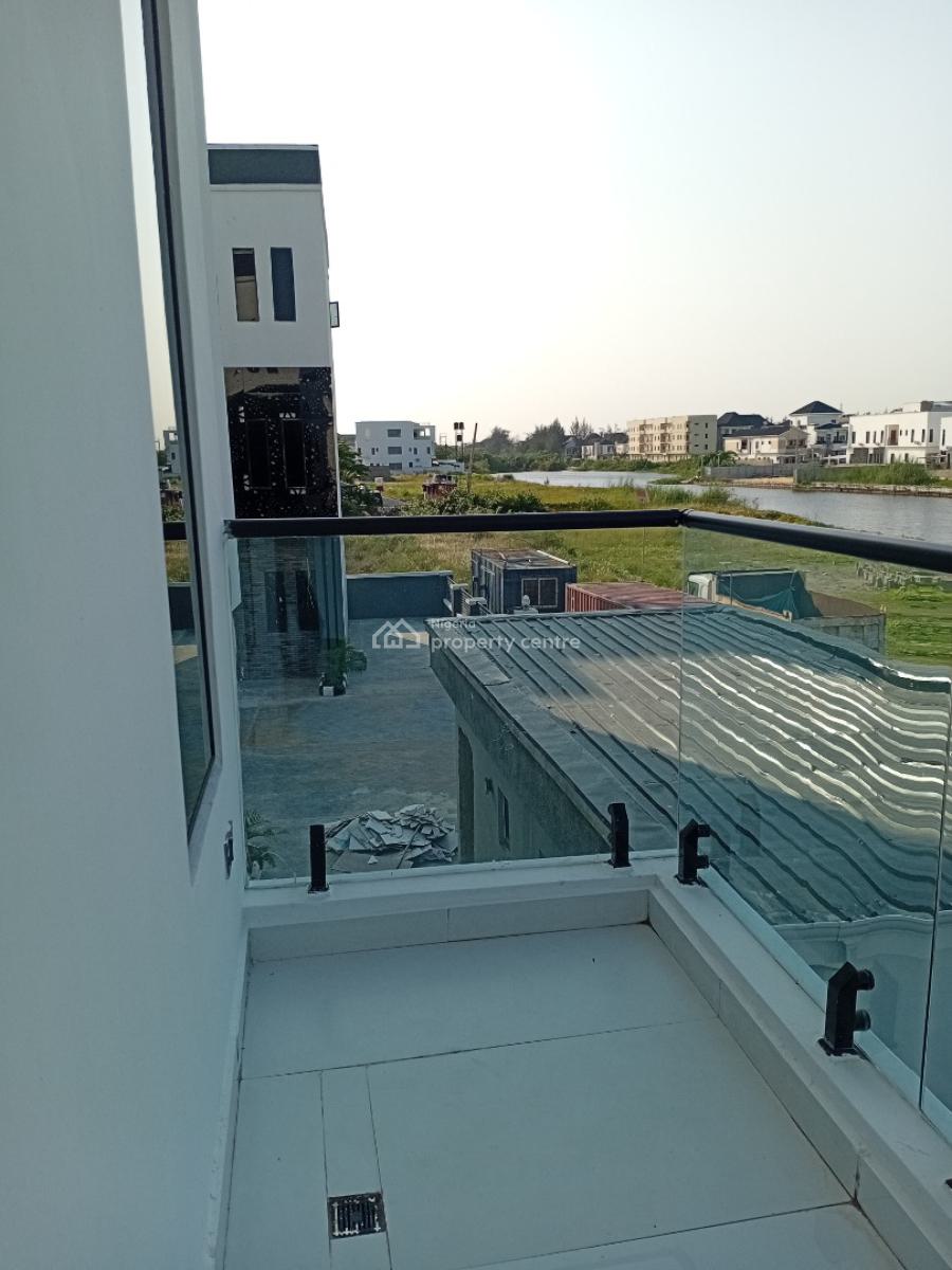 Kings Abode in a 4-bedroom + Bq Semi-detached Duplex, Orchid Road, Lekki, Lagos, Semi-detached Duplex for Sale
