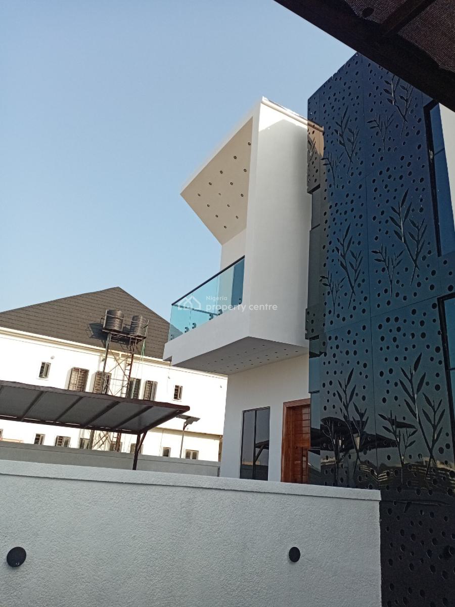 Kings Abode in a 4-bedroom + Bq Semi-detached Duplex, Orchid Road, Lekki, Lagos, Semi-detached Duplex for Sale