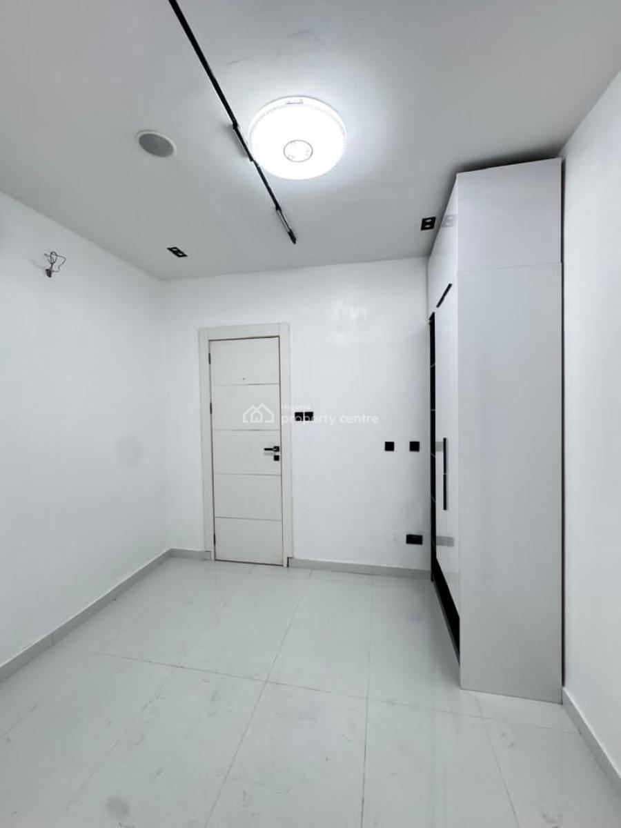 Kings Abode in a 4 Bedroom + Bq Semi-detached Duplex, Orchid Road, Lekki, Lagos, Semi-detached Duplex for Sale