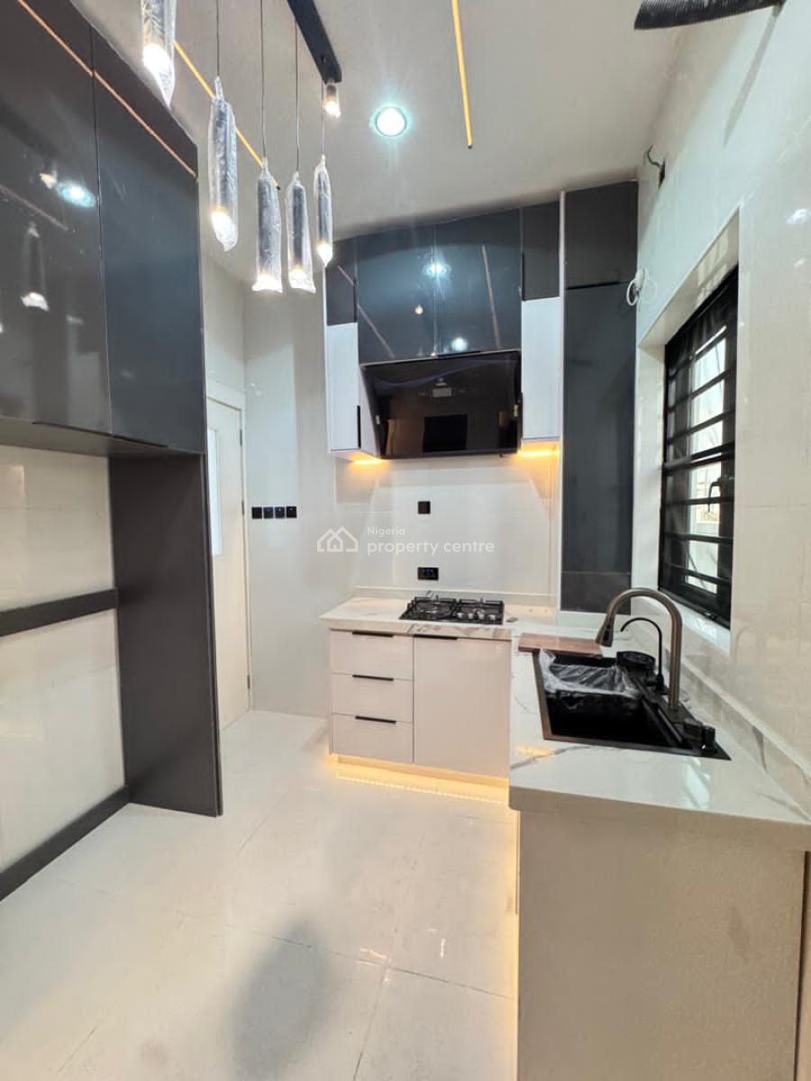 Kings Abode in a 4 Bedroom + Bq Semi-detached Duplex, Orchid Road, Lekki, Lagos, Semi-detached Duplex for Sale