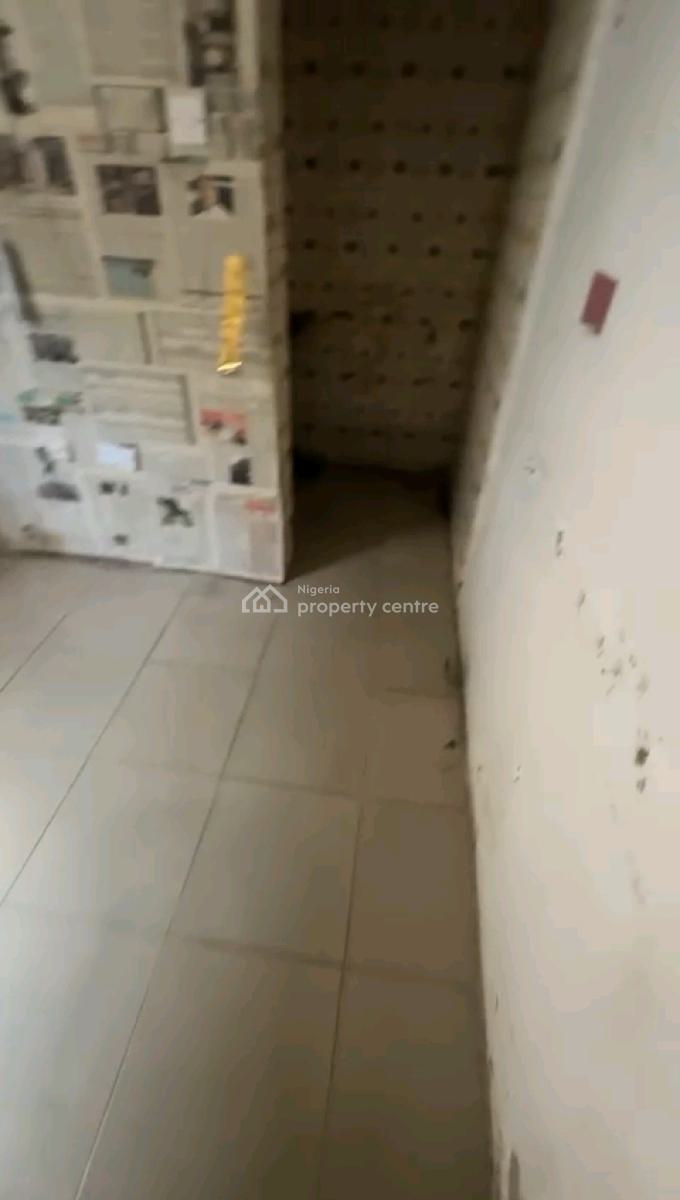 Neatly Used, Spacious and Standard Roomself in a Secured Environment, Off Kayode, Onipanu, Shomolu, Lagos, Self Contain (single Rooms) for Rent