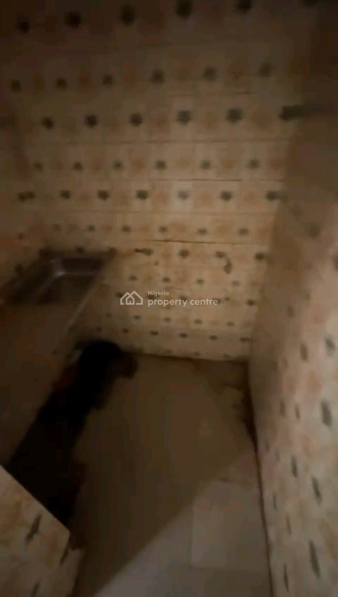 Neatly Used, Spacious and Standard Roomself in a Secured Environment, Off Kayode, Onipanu, Shomolu, Lagos, Self Contain (single Rooms) for Rent