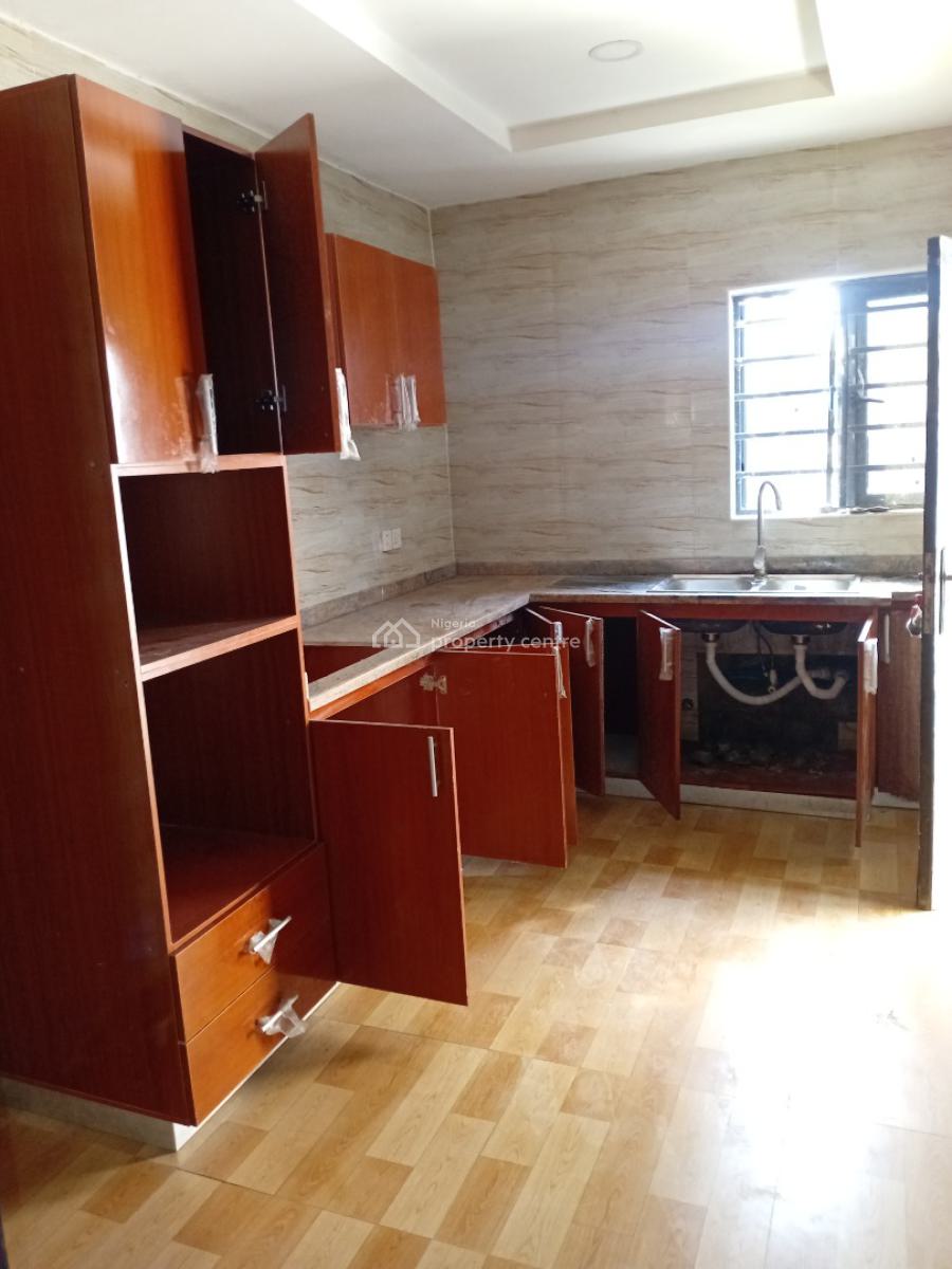 Newly Renovated 3 Bedroom Flat+ Bq, Orchid Road, Lekki, Lagos, Flat / Apartment for Rent