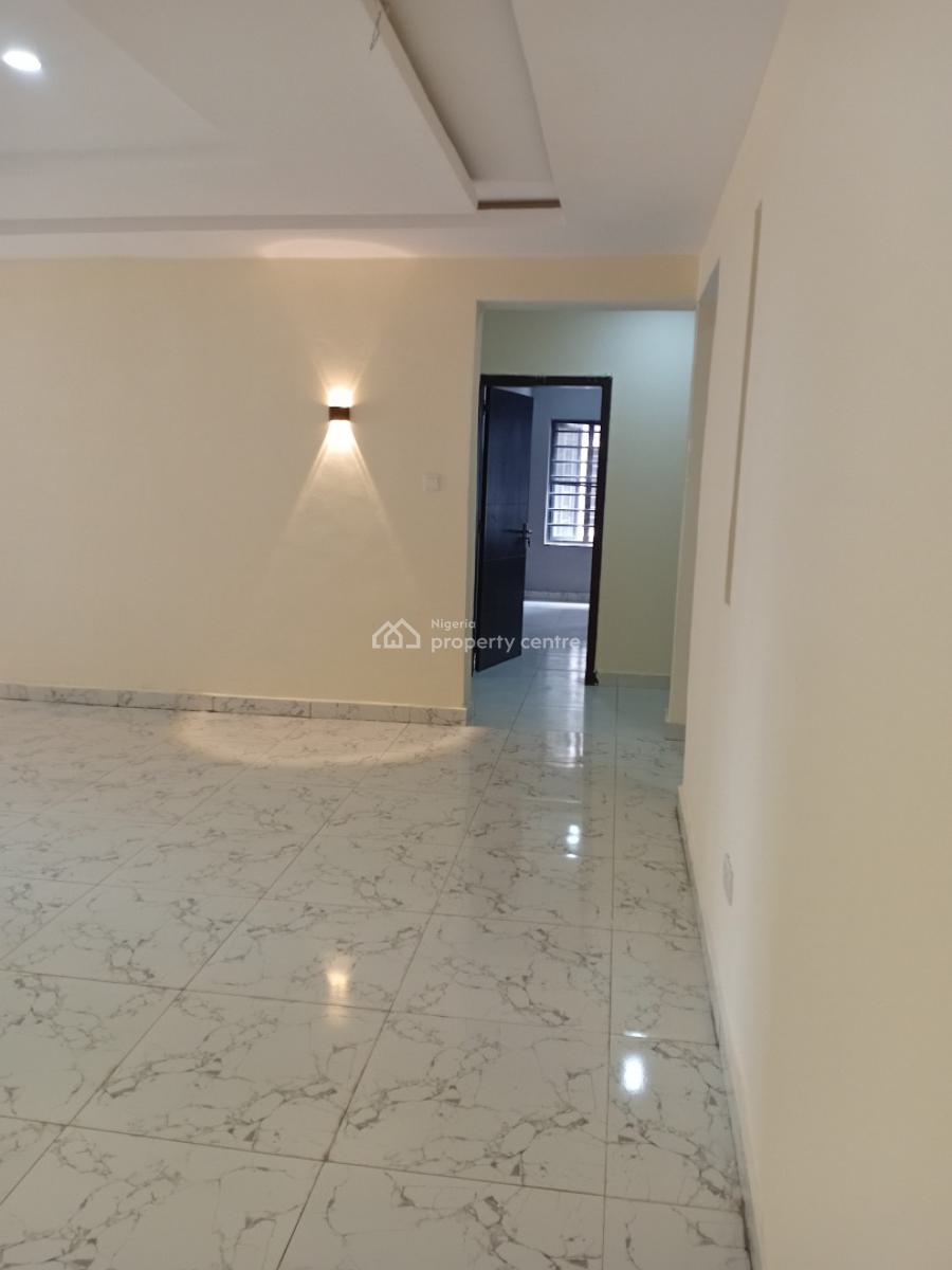 Newly Renovated 3 Bedroom Flat + Bq, Orchid Road, Lekki, Lagos, Flat / Apartment for Rent