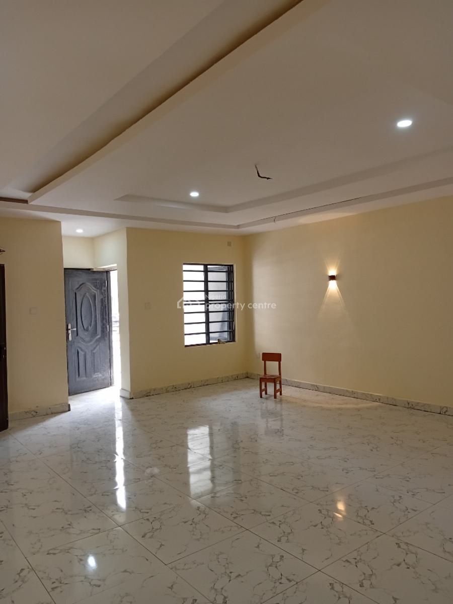 Newly Renovated 3 Bedroom Flat + Bq, Orchid Road, Lekki, Lagos, Flat / Apartment for Rent