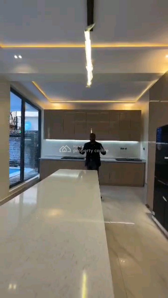 6 Bedroom Fully Detached Duplex, Lekki Phase 1, Lekki, Lagos, Detached Duplex for Sale