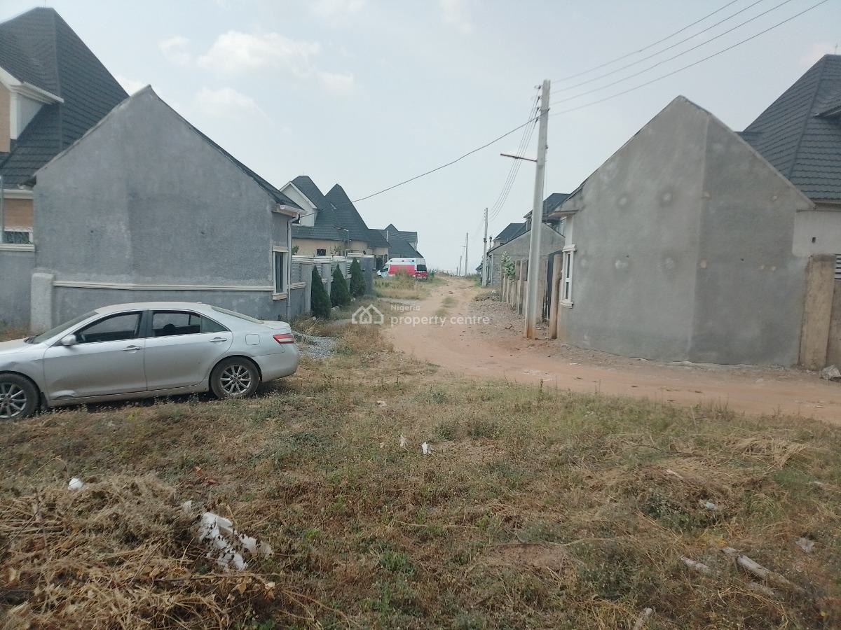 Massive 4 Bedroom Penthouse Duplex in Estate, Pyakasa, Lugbe District, Abuja, Detached Duplex for Sale
