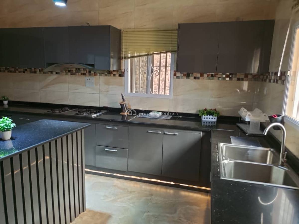 Luxury 4 Bedroom Terraced, Guzape District, Abuja, Terraced Duplex Short Let