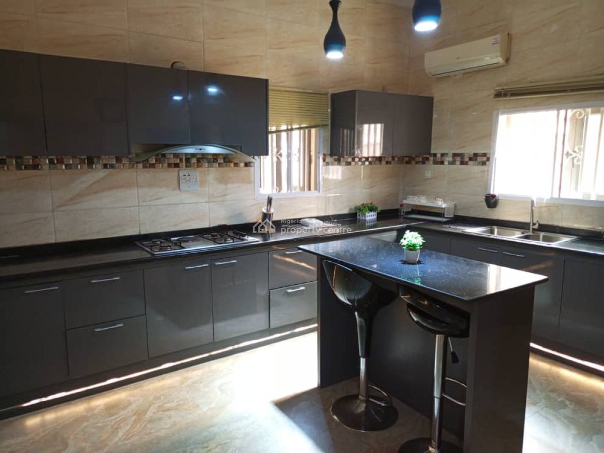 Luxury 4 Bedroom Terraced, Guzape District, Abuja, Terraced Duplex Short Let