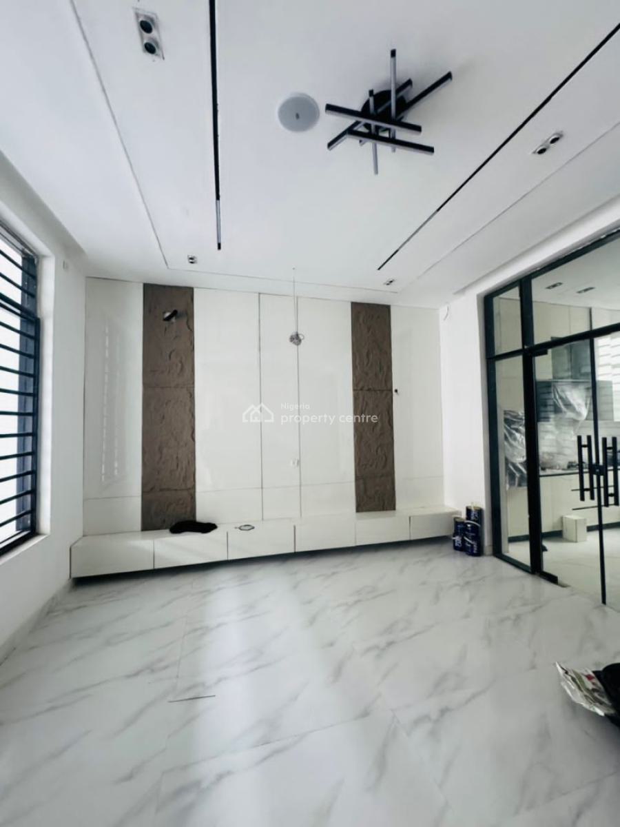 a Serviced 4bedrooms Terrace House with a Room En-suite Boys Quarters, Ikate, Lekki, Lagos, Terraced Duplex for Rent