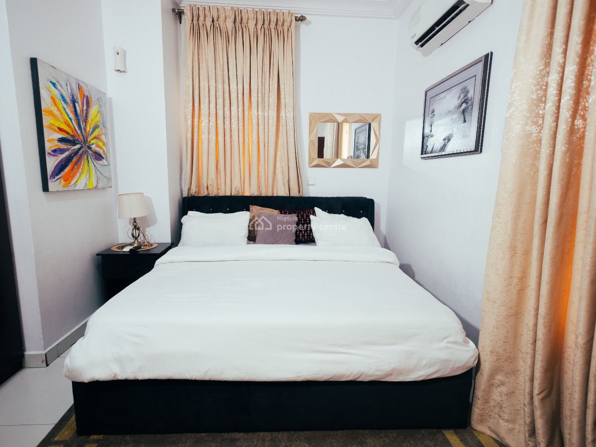 a Tasteful Furnished Apartment with All Important Amenities, Lekki Phase 1, Lekki, Lagos, Flat / Apartment Short Let