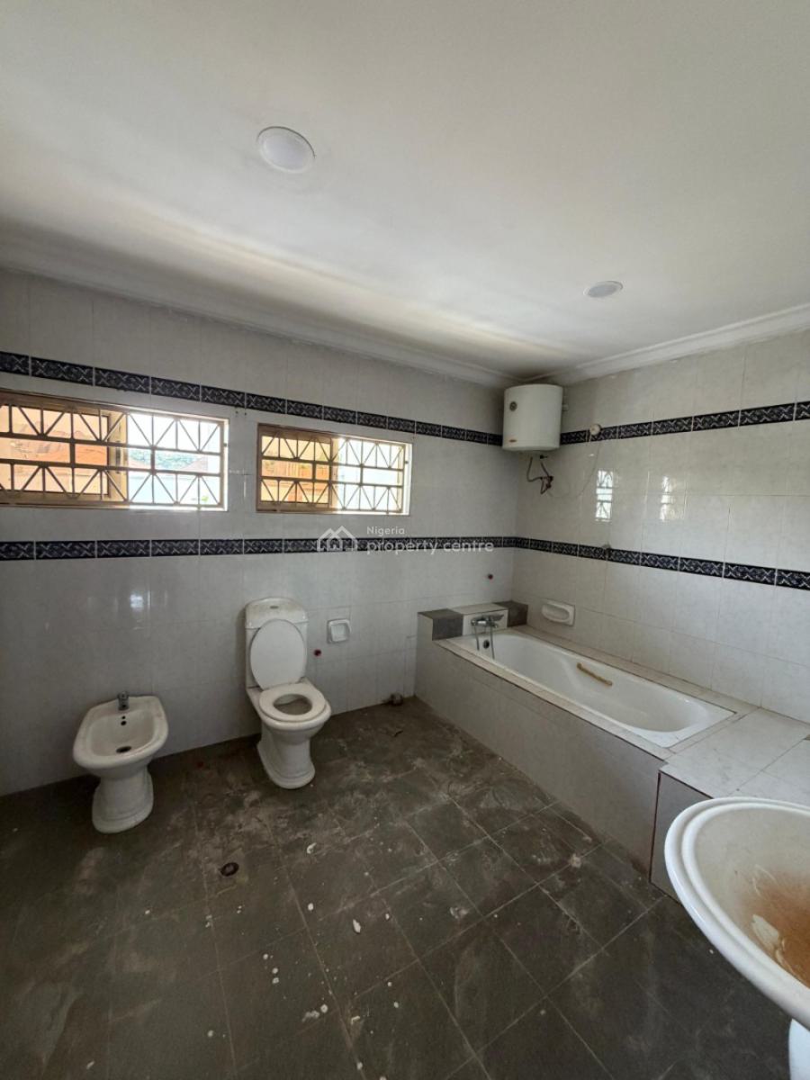 Newly Renovated Fully Detached 6 Bedroom Duplex with 2 Bedroom Bq, Maitama District, Abuja, Detached Duplex for Sale