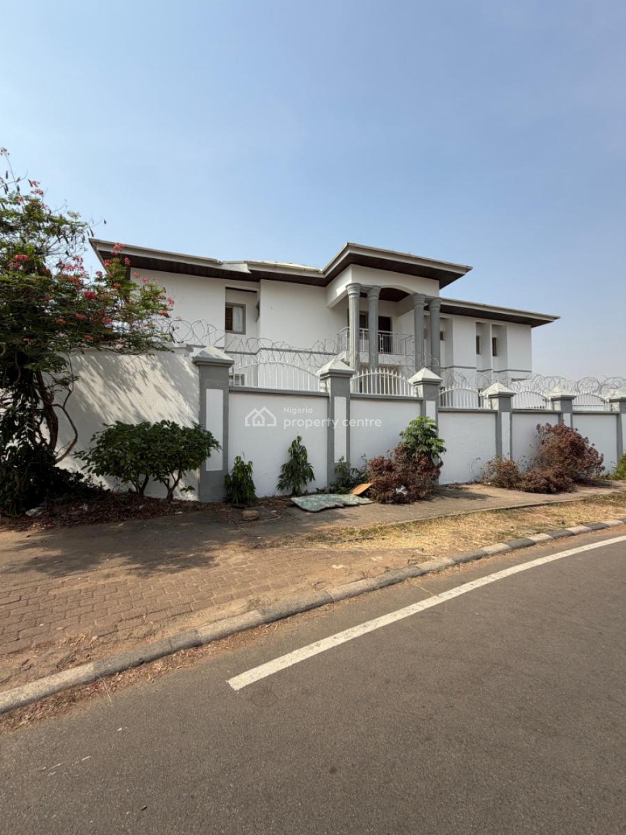 Newly Renovated Fully Detached 6 Bedroom Duplex with 2 Bedroom Bq, Maitama District, Abuja, Detached Duplex for Sale